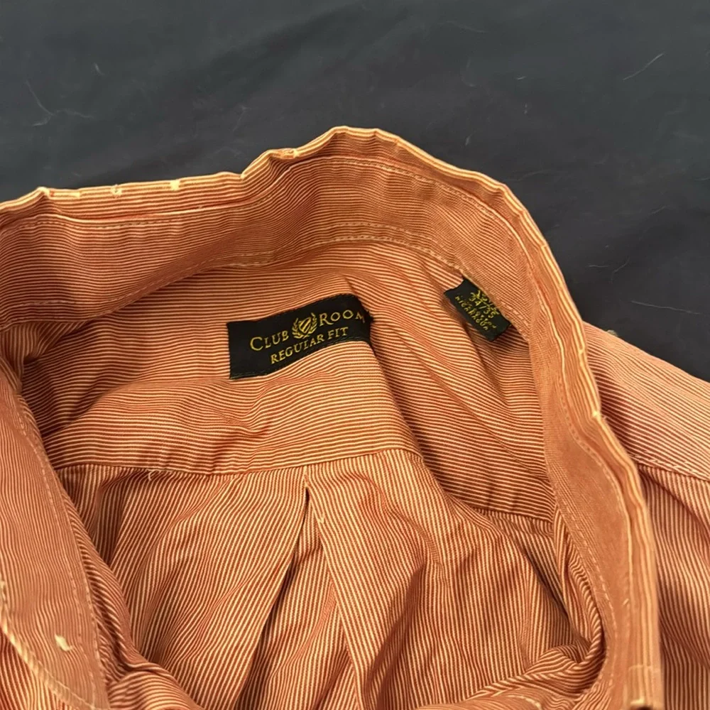 Pink-red button down - Picture 2 of 2